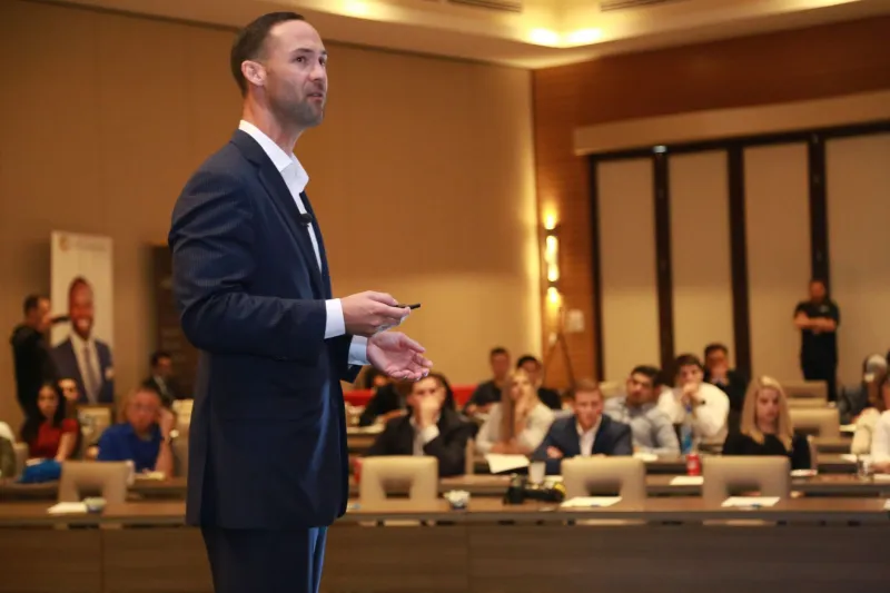 Seminar Season: The $5,000 Real Estate 'Secret' That Only Works If You Sell It to Someone Else